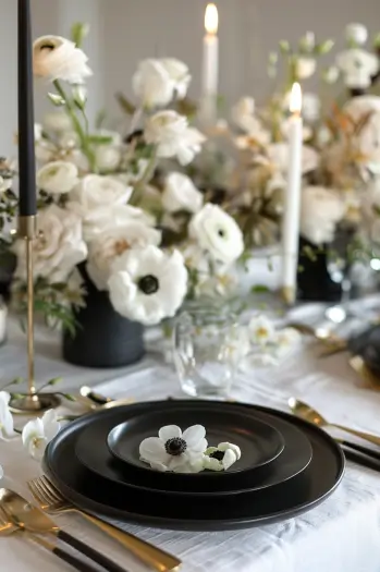 thanksgiving tablescapes white and black