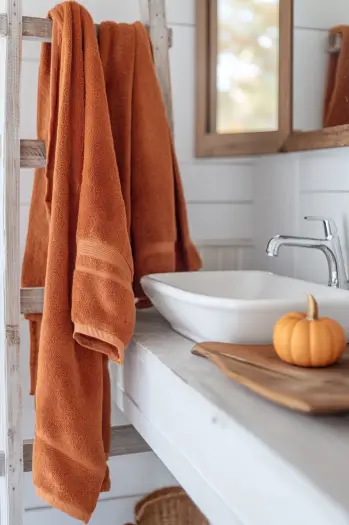 fall bathroom decor